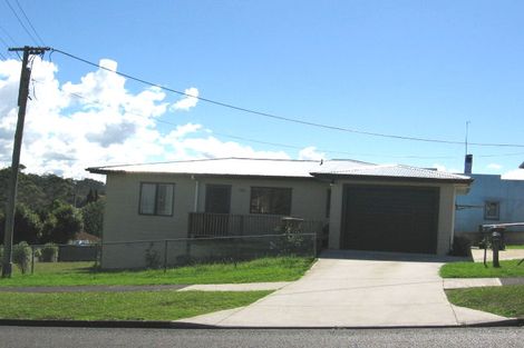 Photo of property in 43a Savoy Road, Glen Eden, Auckland, 0602