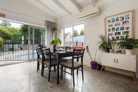 Photo of property in 2b Roach Street, Maeroa, Hamilton, 3200