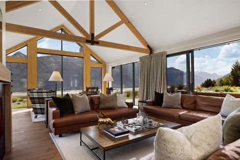 Photo of property in 136 Rosie Way, Glenorchy, 9372