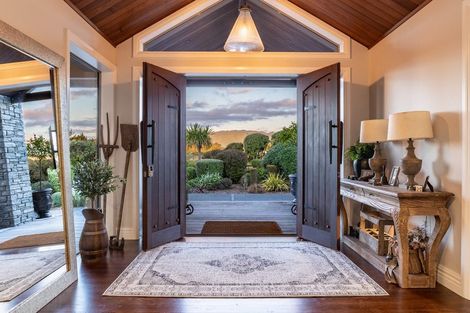 Photo of property in 2 Otaihanga Road, Paraparaumu Beach, Paraparaumu, 5032