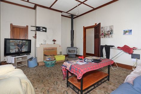Photo of property in 42 Stewart Street, Marton, 4710