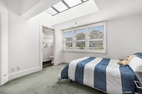 Photo of property in The Villas, 33u3 Hobson Street, Thorndon, Wellington, 6011