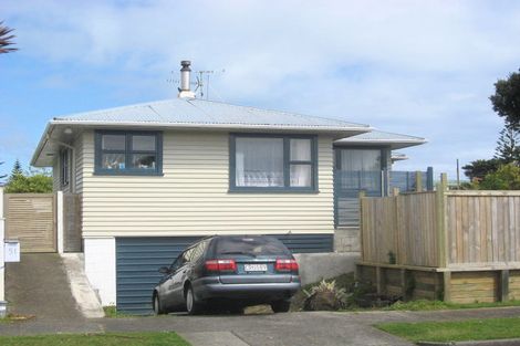 Photo of property in 51 Rosendale Avenue, Spotswood, New Plymouth, 4310