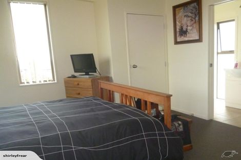 Photo of property in 10 Merlot Lane, Pukekohe, 2120