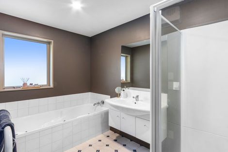 Photo of property in 9 Marymere Place, Hei Hei, Christchurch, 8042