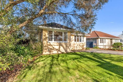 Photo of property in 616 Featherston Street, Roslyn, Palmerston North, 4414