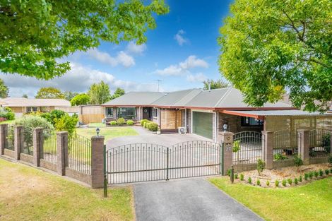 Photo of property in 27 Halcione Close, Flagstaff, Hamilton, 3210