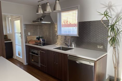 Photo of property in 25 Routley Drive, Glen Eden, Auckland, 0602