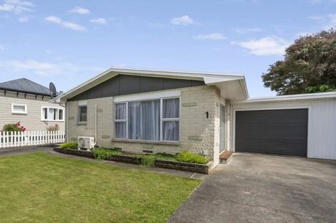 Photo of property in 1/204 Grays Road, Saint Leonards, Hastings, 4120
