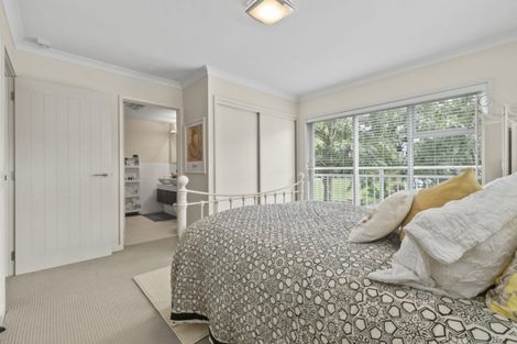 Photo of property in 1 Kensington Drive, Orewa, 0931