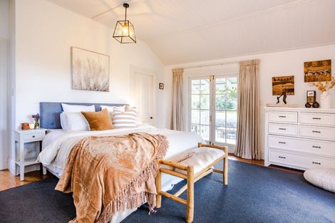 Photo of property in 247 Cross Line, Morison Bush, Greytown, 5794