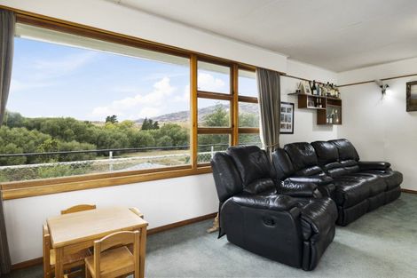 Photo of property in 21 Chirnside Terrace, Patearoa, Ranfurly, 9398
