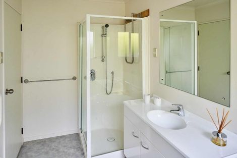 Photo of property in 98 Samwell Drive, Whitby, Porirua, 5024