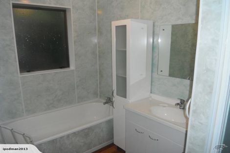 Photo of property in 44a Saint Ronans Avenue, Waterloo, Lower Hutt, 5011