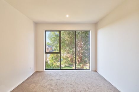 Photo of property in 6/143 Carlisle Road, Northcross, Auckland, 0632