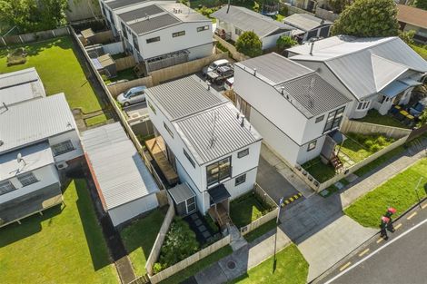 Photo of property in 1/31b Garelja Road, Henderson, Auckland, 0612
