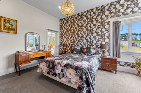 Photo of property in 100 Evans Road, South Head, Helensville, 0874