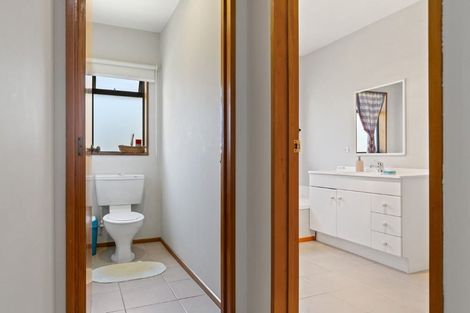 Photo of property in 3 Worthy Street, Ilam, Christchurch, 8041
