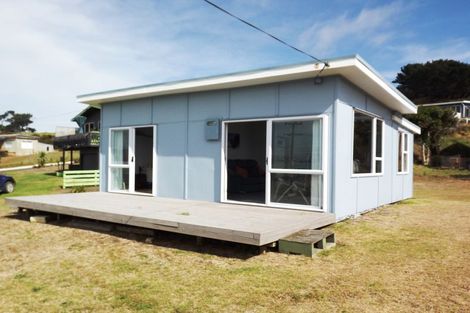 Photo of property in 6 Wainamu Road, Raglan, 3297