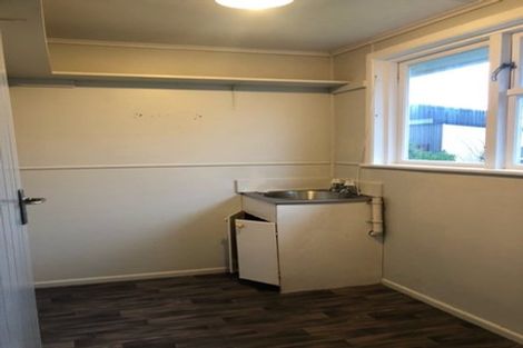 Photo of property in 3166 Great North Road, New Lynn, Auckland, 0600