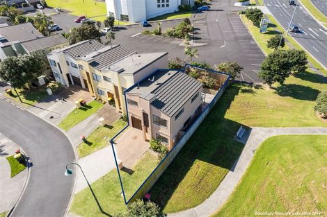 Photo of property in 24 Puma Drive, Golflands, Auckland, 2013