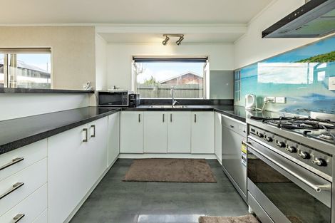 Photo of property in 27b Central Avenue, Papatoetoe, Auckland, 2025