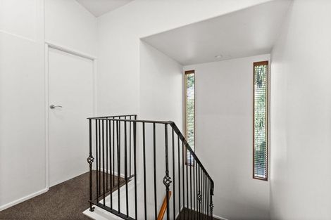 Photo of property in 4 Karaka Road, Bluff Hill, Napier, 4110