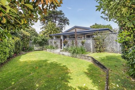 Photo of property in 7 Observatory Close, Whitby, Porirua, 5024