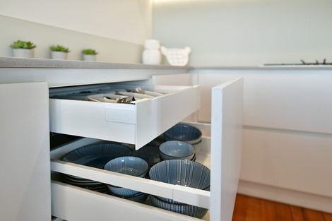 Photo of property in 7 Karaka Street, Helensville, 0800