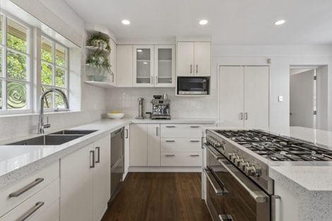 Photo of property in 53 Nui Mana Place, Te Atatu South, Auckland, 0610