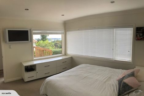 Photo of property in 1/16 Rothesay Bay Road, Rothesay Bay, Auckland, 0630