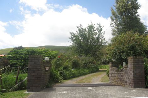 Photo of property in 201 Ohinepanea Road, Pukehina, Te Puke, 3186