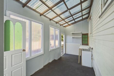 Photo of property in 5 Iwiroa Terrace, Durie Hill, Whanganui, 4500
