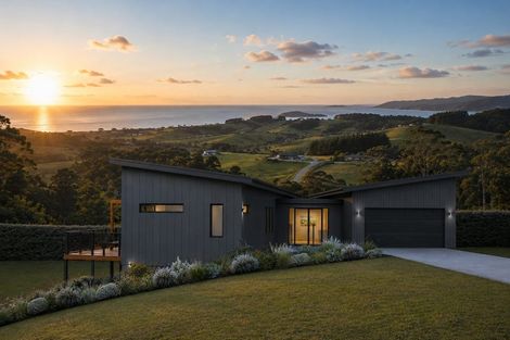 Photo of property in 12 Rereahu Street, Raglan, 3225