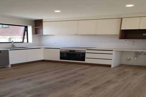 Photo of property in 37 Claude Road, Hillpark, Auckland, 2102