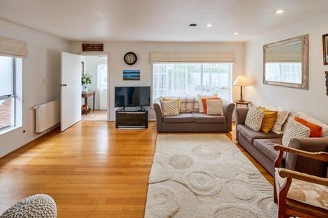 Photo of property in 1 Ferry Street, Seatoun, Wellington, 6022