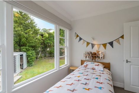 Photo of property in 2 Kohekohe Road, Waikanae, 5036