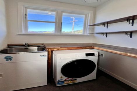 Photo of property in 42 Miro Street, Trentham, Upper Hutt, 5018