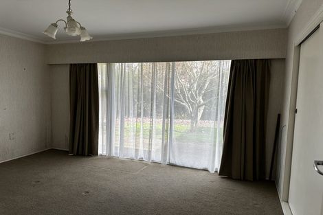 Photo of property in 12 Halberg Street, Papakura, 2110