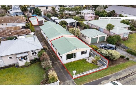 Photo of property in 28 Collingwood Street, New Brighton, Christchurch, 8061
