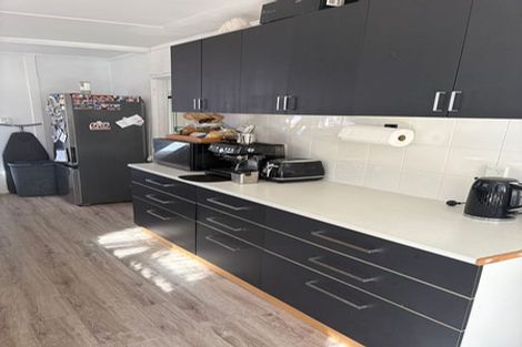 Photo of property in 1/144a Mcleod Road, Te Atatu South, Auckland, 0610