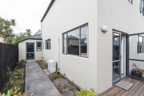 Photo of property in 6/42 Champion Street, Edgeware, Christchurch, 8013