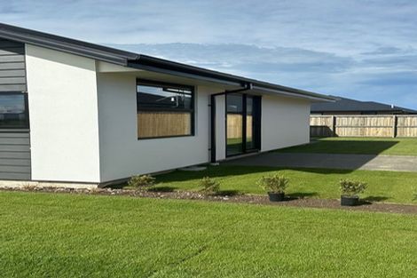 Photo of property in 5 Nirmal Way, Rolleston, 7614