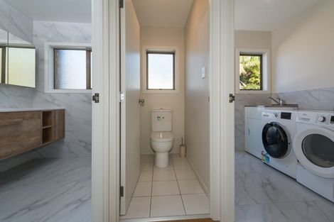 Photo of property in 24 Baltimore Place, Forrest Hill, Auckland, 0620