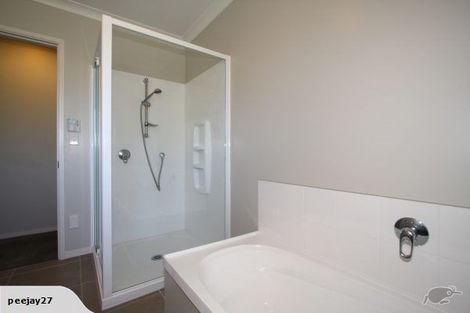 Photo of property in 4 Park Avenue, Waikanae, 5036