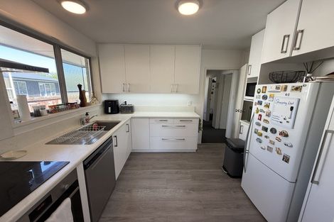 Photo of property in 2/259a Fifield Terrace, Opawa, Christchurch, 8023