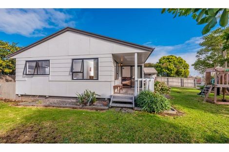 Photo of property in 1b Celmisia Place, Weymouth, Auckland, 2103