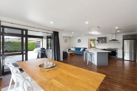 Photo of property in 28 Somerton Drive, Huntington, Hamilton, 3210