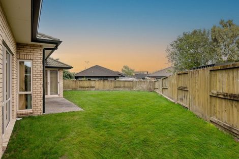 Photo of property in 6 Cleeve Close, Huntington, Hamilton, 3210