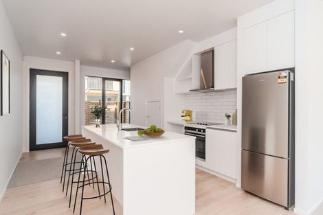 Photo of property in 6 Kamahi Place, Paraparaumu, 5032